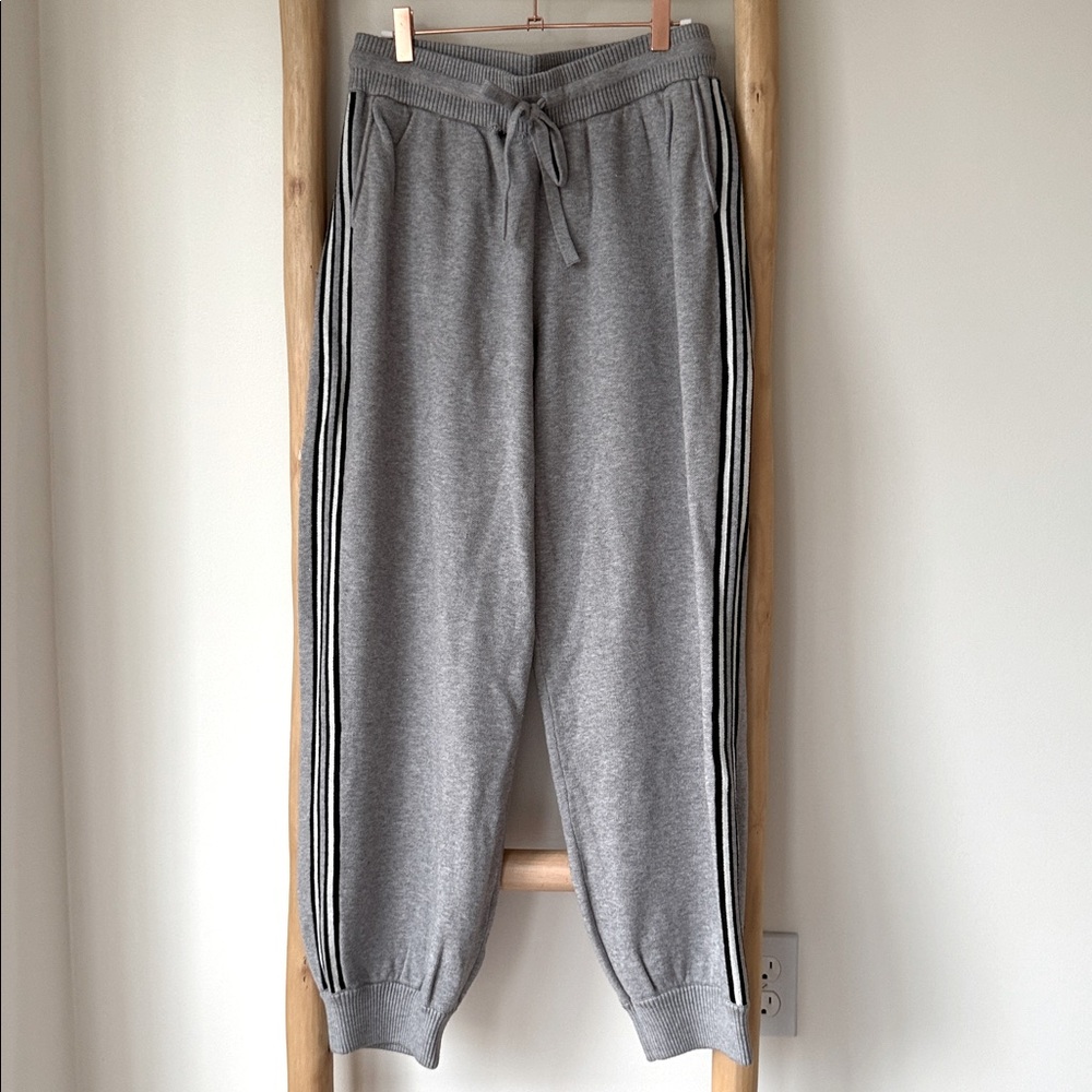 NEW Monrow Set Soft Knit Cozy Gray Luxury Lounge Jogger Sweater Sporty Stripe L - Picture 12 of 16